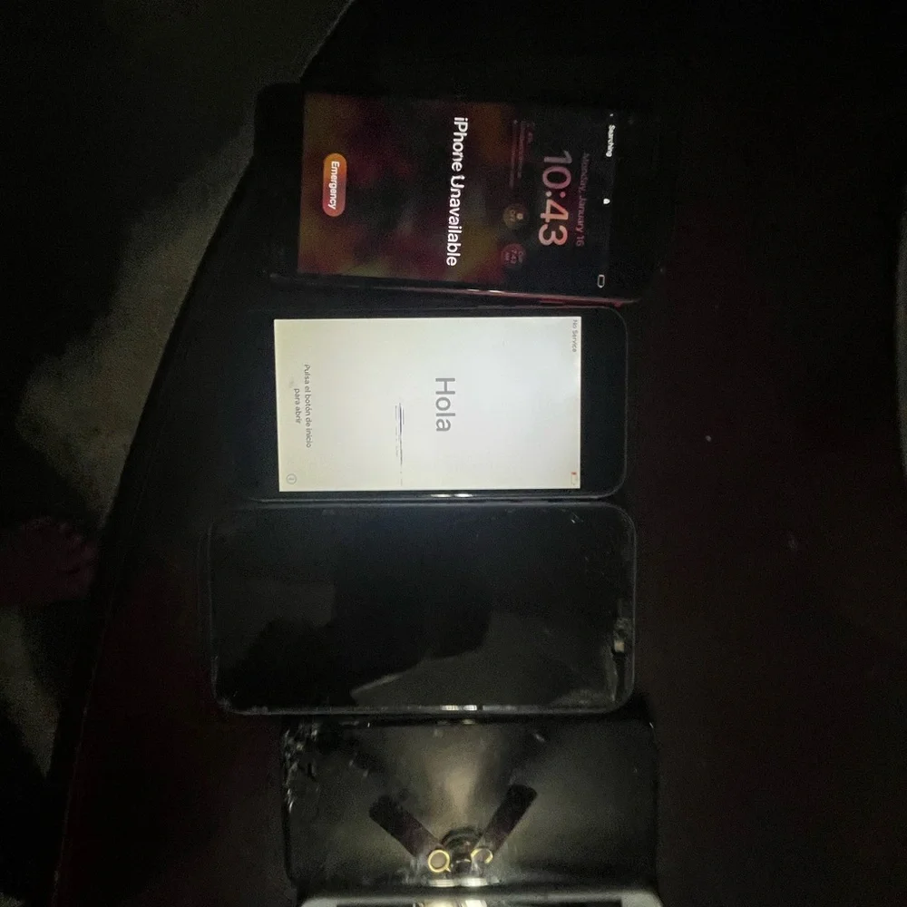 7 DIFFERENT IPHONES! Some locked some unlocked some cracked on back and front! P